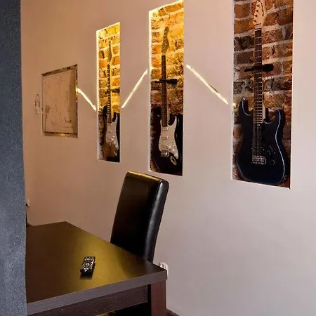 Rock Star Apartman